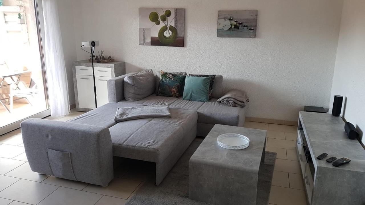 Easystay#4 Home Cinema Ferienwohnung In Kliniknaehe Mit Balkon, Boxspringbett & Netflix Bad Oeynhausen Esterno foto