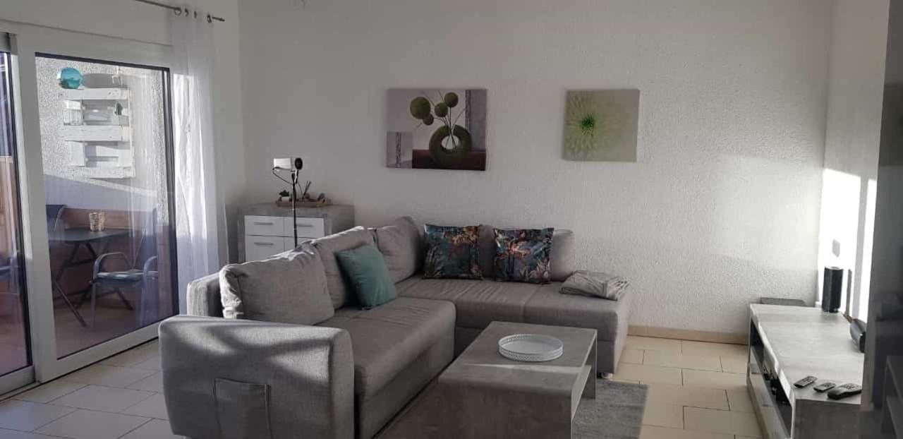 Easystay#4 Home Cinema Ferienwohnung In Kliniknaehe Mit Balkon, Boxspringbett & Netflix Bad Oeynhausen Esterno foto
