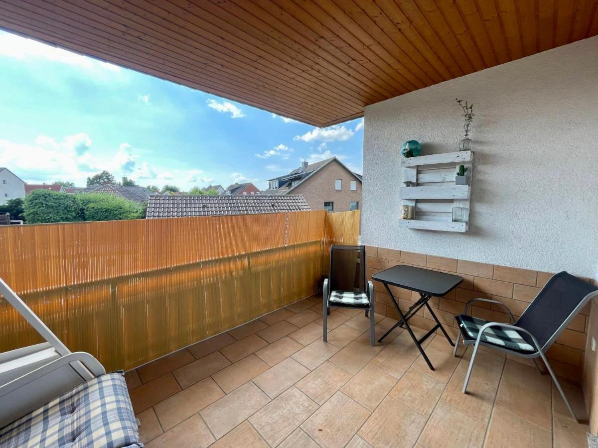 Easystay#4 Home Cinema Ferienwohnung In Kliniknaehe Mit Balkon, Boxspringbett & Netflix Bad Oeynhausen Esterno foto